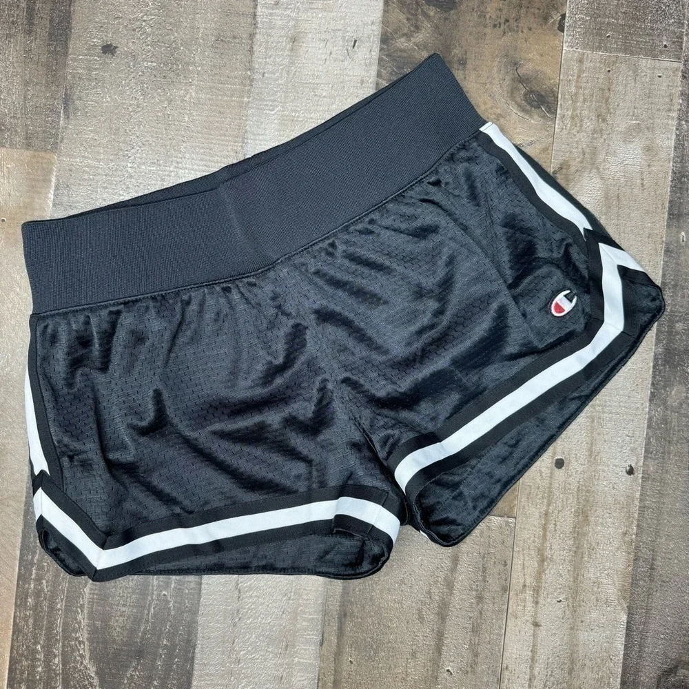 Champion Black Mash Active Short size Small